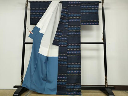平和屋着物●上質な紬 横段吉祥文 正絹 逸品 CABA8135ut