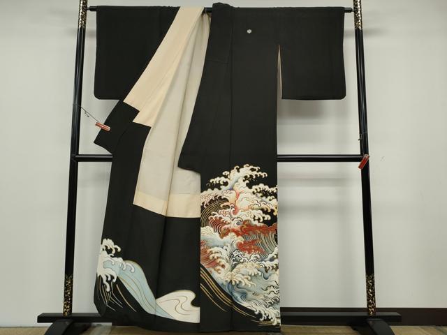 平和屋着物●セミアンティーク　黒留袖　刺繍　立波文　金彩　正絹　逸品　CABA8188ut