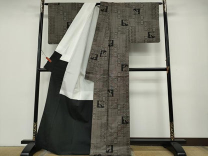 平和屋着物●本場大島紬　9マルキ　色紙重ね有栖川吉祥文　正絹　逸品　CABA8228ut