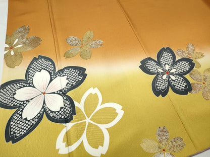平和屋着物●中村玉緒　振袖　舞桜文　暈し染め　金銀彩　正絹　逸品　CABA8259ut