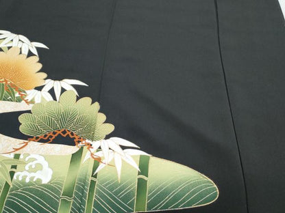 平和屋着物▼豪華黒留袖　刺繍　孔雀笹竹文　金彩　正絹　逸品　CABA8552th