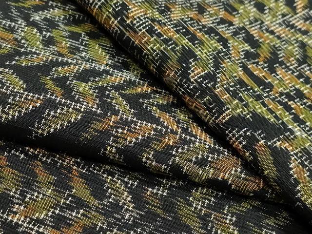 平和屋着物●上質な紬 草木文 黒地 正絹 逸品 CABA8871dy