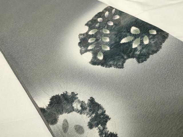 平和屋着物●太鼓柄袋帯　絞り　雪輪草木文　銀通し地　正絹　逸品　CABA9159dy 平和屋着物○太鼓柄袋帯 絞り 雪輪草木文 銀通し地 正絹 逸品