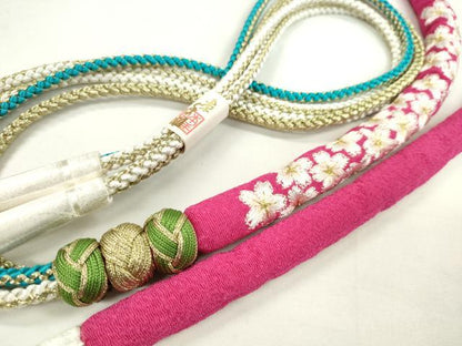 平和屋着物●和装小物　振袖用帯締め　丸ぐけ　刺繍　小桜　小田巻き　金糸　未使用　CABA9380ju