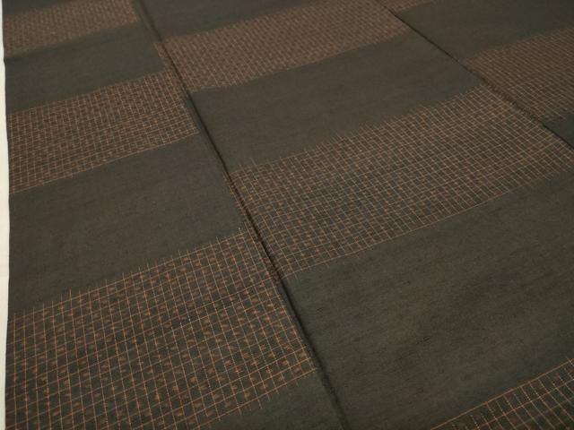 平和屋着物●国指定重要無形文化財　本場久米島紬　手織　横段文　正絹　逸品　CABA9604gh