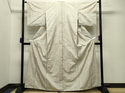平和屋着物●本場大島紬 白大島 9マルキ 亀甲吉祥文 正絹 逸品 CABA9635gh