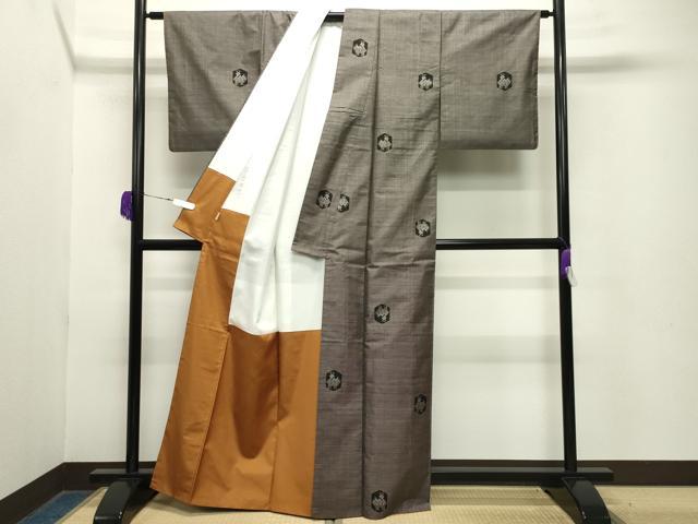 平和屋着物●本場大島紬　9マルキ　泥染め　有栖川文様　岸田恵光作　ますいわ屋扱い　証紙付き　正絹　逸品　CABA9687gh