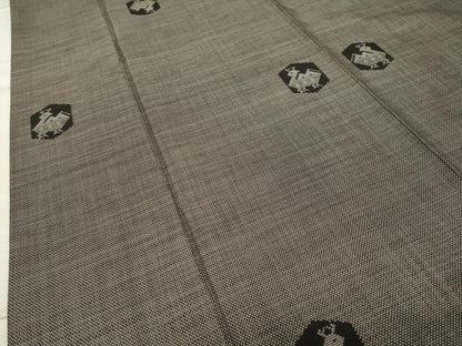 平和屋着物●本場大島紬　9マルキ　泥染め　有栖川文様　岸田恵光作　ますいわ屋扱い　証紙付き　正絹　逸品　CABA9687gh