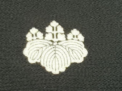 平和屋着物●豪華黒留袖　尾長鳥草花文　暈し染め　金彩　正絹　逸品　CABA9839gh