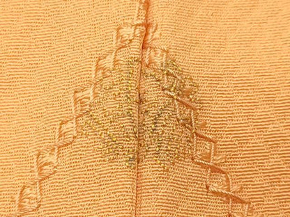 平和屋着物●上質な色無地 総刺繍 菱文 柑子色 正絹 逸品 未使用 CABA9888gh