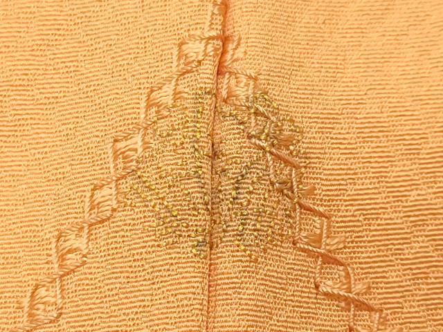 平和屋着物●上質な色無地 総刺繍 菱文 柑子色 正絹 逸品 未使用 CABA9888gh
