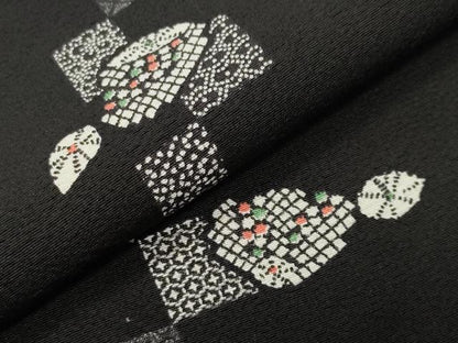 平和屋着物●上質な小紋　吉祥文　黒地　正絹　逸品　CABA9897gh