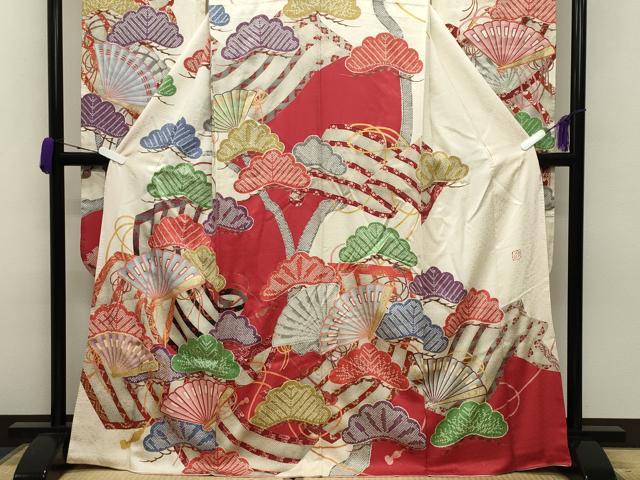 平和屋着物●紫綬褒章 巨匠『岩田専太郎』 振袖 駒刺繍 檜扇松文 金彩 正絹 逸品 CABB0064gh