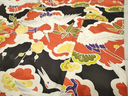 平和屋着物●豪華振袖 飛鶴松竹梅文 黒地 金彩 正絹 逸品 CABB0076gh