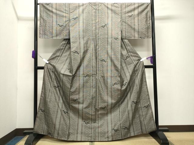平和屋着物●本場大島紬 9マルキ 簪 御所車花文 正絹 逸品 CABB0169gh