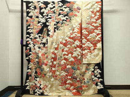 平和屋着物●豪華振袖 駒刺繍 鳳凰短冊宝尽くし花文 黒地 金彩 正絹 逸品 CABB0171gh