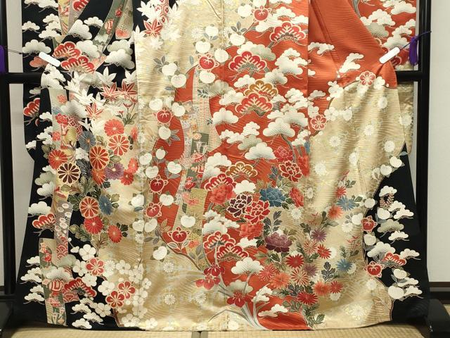 平和屋着物●豪華振袖 駒刺繍 鳳凰短冊宝尽くし花文 黒地 金彩 正絹 逸品 CABB0171gh