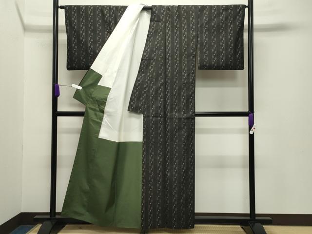 平和屋着物●本場大島紬 7マルキ 泥染め 吉祥間道 山口紬工場謹製 加納別誂 証紙付き 正絹 逸品 CABB0176gh