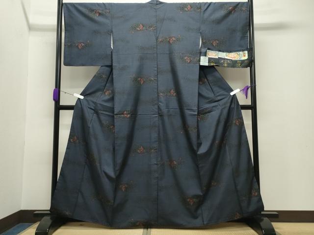 平和屋着物●本場大島紬 9マルキ 泥染め 草花文 高橋一郎絹織物謹製 証紙付き 正絹 逸品 CABB0181gh