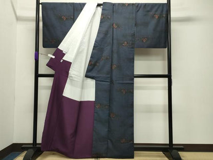 平和屋着物●本場大島紬 9マルキ 泥染め 草花文 高橋一郎絹織物謹製 証紙付き 正絹 逸品 CABB0181gh