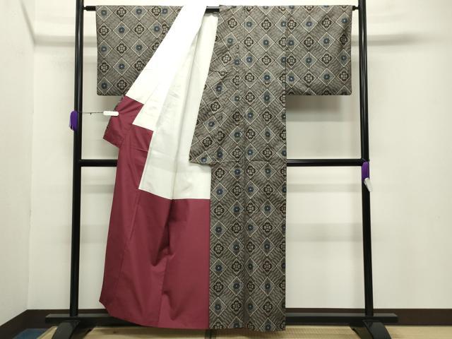平和屋着物●本場大島紬 龍郷絣 正絹 逸品 CABB0187gh
