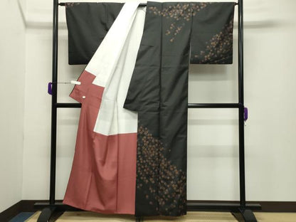 平和屋着物●本場染大島紬 訪問着 舞桜文 正絹 逸品 CABB0192gh
