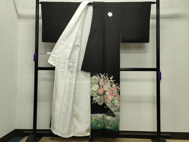 平和屋着物●豪華黒留袖 友禅 作家物 草木加賀五彩 花車尾長鳥飛鶴文 暈し染め 正絹 逸品 未使用 CABB0224gh