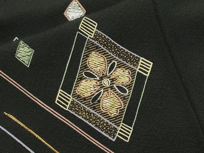 平和屋着物●訪問着 竹屋町刺繍 菱花文 黒地 金彩 正絹 逸品 CABB0228gh