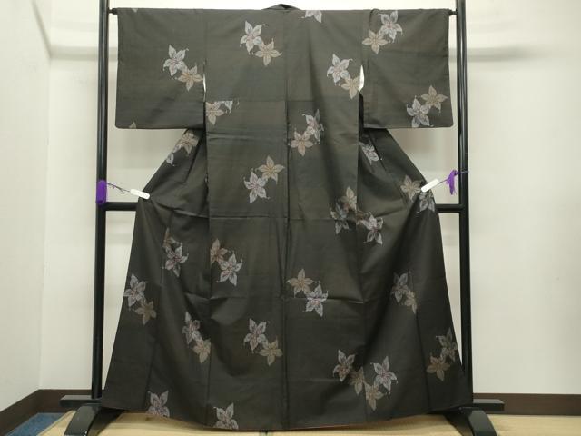 平和屋着物●本場大島紬 9マルキ 地空き 舞花文 正絹 逸品 CABB0245gh