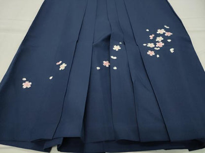 平和屋着物●女性 行灯袴 総刺繍 舞桜文 留紺色 金糸 洗える着物 CABB0282gh