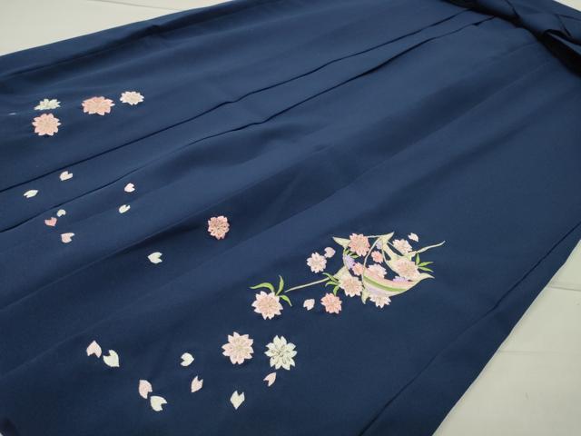 平和屋着物●女性 行灯袴 総刺繍 糸巻き舞桜文 濃藍色 金糸 洗える着物 CABB0286gh
