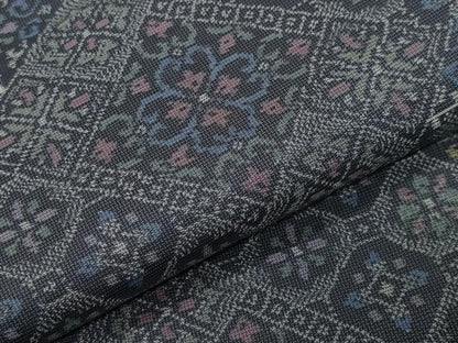 平和屋着物●本場大島紬 9マルキ 吉祥花文 三越扱い 正絹 逸品 CABB0330gh