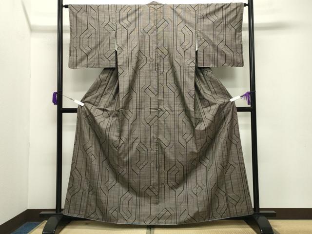 平和屋着物●本場大島紬 7マルキ 幾何学文様 正絹 逸品 CABB0393gh