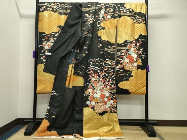 平和屋着物●豪華振袖　花車文　黒地　金彩　仮絵羽　逸品　未使用　CABB0397gh
