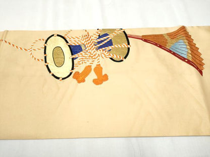 平和屋着物●アンティーク　大正ロマン　丸帯　総刺繍　駒刺繍　能面　横笛　金糸　正絹　逸品　CABB0747hy