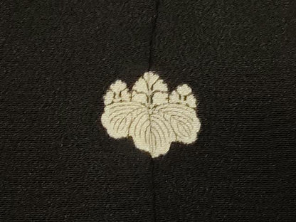 平和屋着物■豪華黒留袖 駒刺繍 鼓絵巻花文 金彩 正絹 逸品 CABB1313in