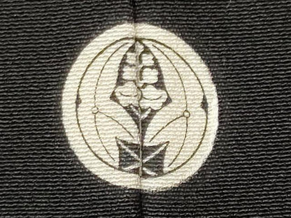 平和屋着物■豪華黒留袖 駒刺繍 宝尽くし御所車花文 金彩 正絹 逸品 CABB1905ou