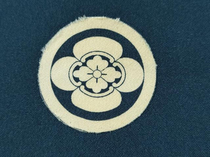 平和屋着物[]七五三　男の子　祝着・羽織・袴セット　鷹　屏風吉祥花文　青藍色　暈し染め　金彩　洗える着物　CABB2036ze