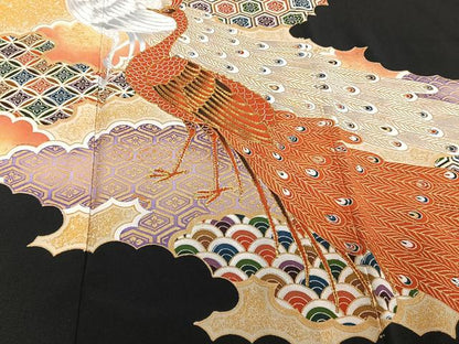 平和屋着物■豪華黒留袖 駒刺繍 孔雀花文 金彩 正絹 逸品 CABB2784xi