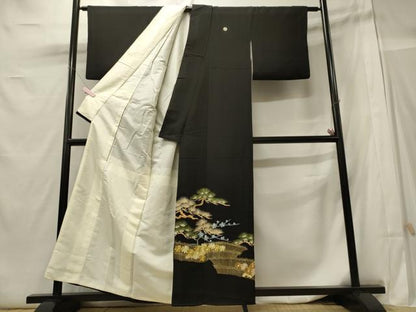 平和屋着物■豪華黒留袖 刺繍 枝花松文 金彩 正絹 逸品 CABB3590oy