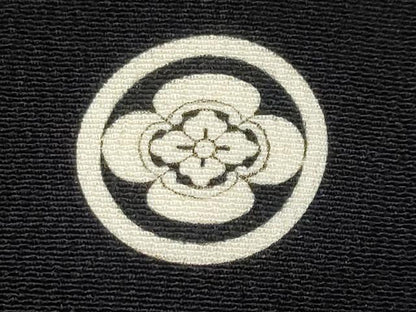 平和屋着物■豪華黒留袖　駒刺繍　地紙重ね花文　金銀糸　正絹　逸品　CABB3985fb