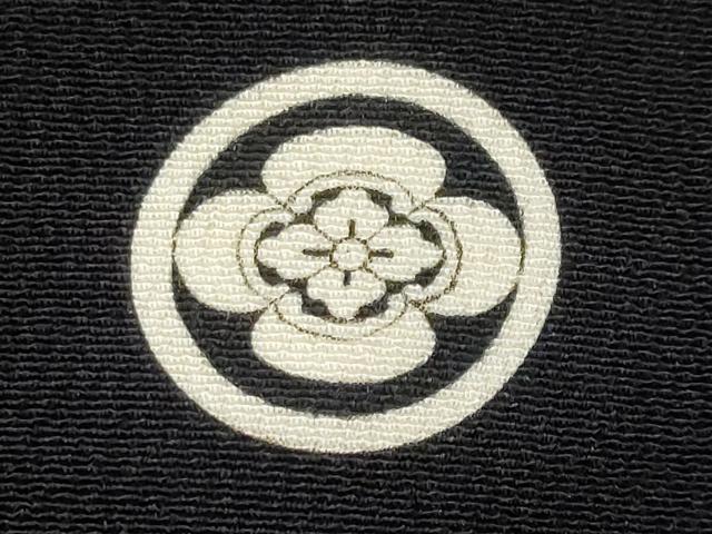 平和屋着物■豪華黒留袖　駒刺繍　地紙重ね花文　金銀糸　正絹　逸品　CABB3985fb