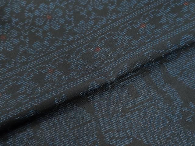 平和屋着物●本場大島紬 人物横段壁画花唐草文 正絹 逸品 CABB4021yc