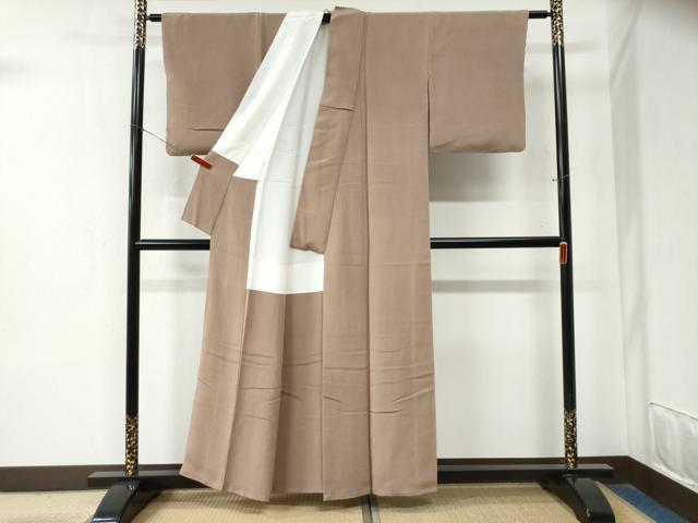 平和屋着物○上質な色無地 南天文 水柿色 鬼しぼ縮緬 正絹