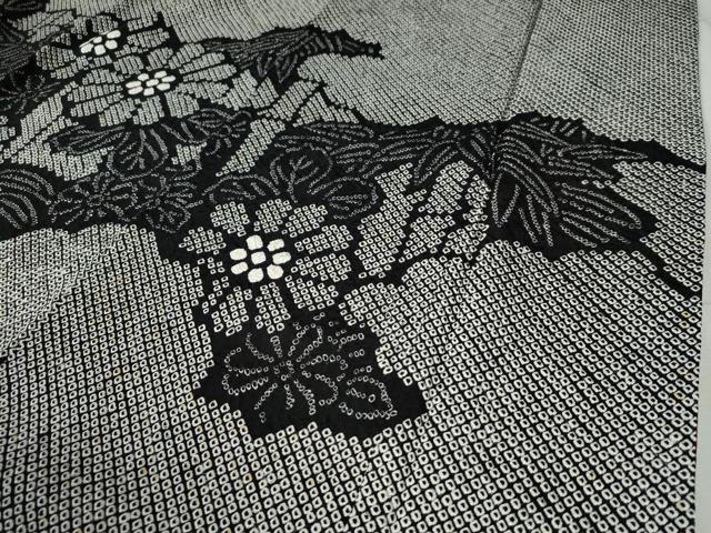 平和屋着物○豪華振袖 総絞り 雲取り竹並び草花文 黒地 正絹