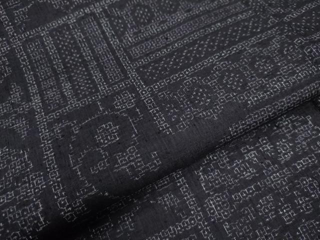 平和屋着物○本場結城紬 重要無形文化財 80亀甲 吉祥花唐草文