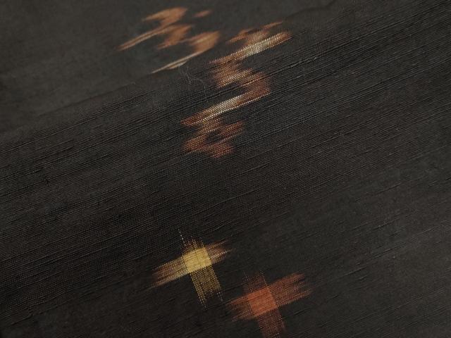 平和屋着物●国指定重要無形文化財　本場久米島紬　手織　正絹　逸品　CABB4136yc 平和屋着物○国指定重要無形文化財 本場久米島紬 手織 正絹