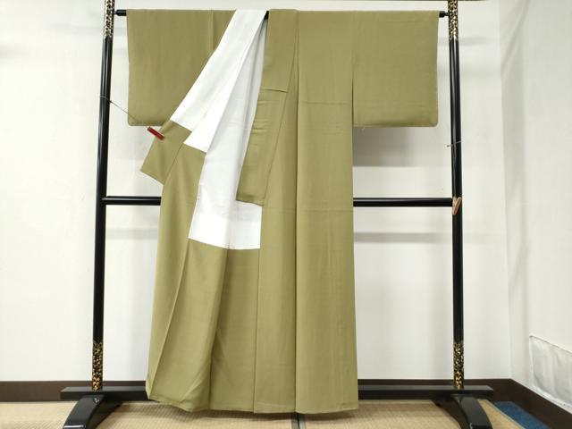 平和屋着物●上質な色無地　作家物　堅牢染　白樺染　根岸色　反端付き　正絹　逸品　未使用　CABB4156yc