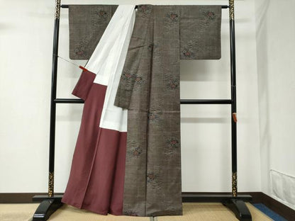 平和屋着物●本場大島紬　7マルキ　遠山草花文　正絹　逸品　CABB4176yc