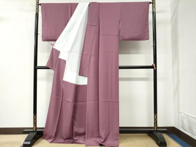 平和屋着物○上質な色無地 よろけ縞地紋 京紫色 ロング丈 正絹